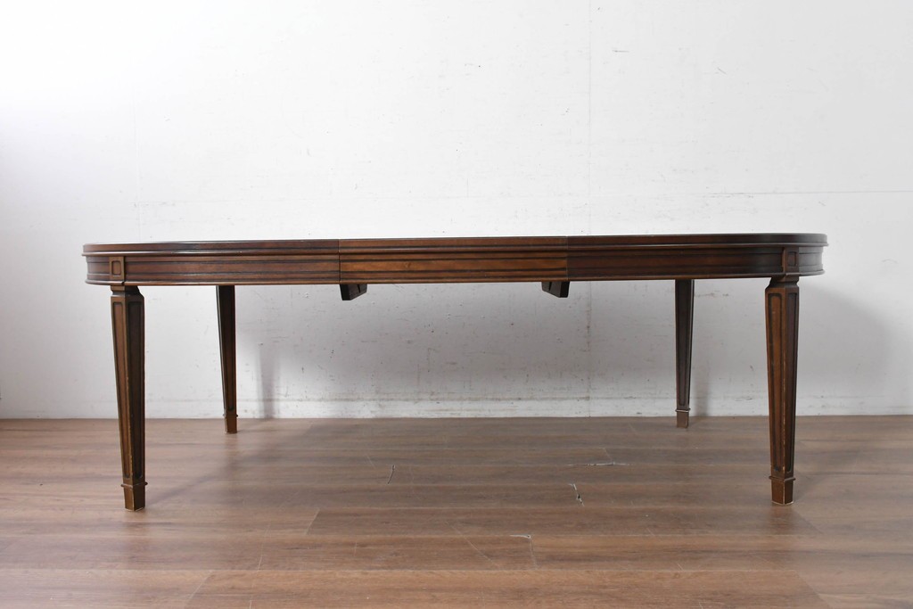 中古　maruni(マルニ木工)　地中海ロイヤルシリーズ(ROYAL)　オーバル型の天板と端正な装飾が上品な伸長式ダイニングテーブル　定価約53万円　(R-090738)