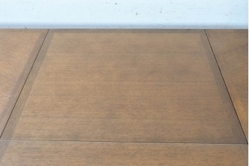 中古　maruni(マルニ木工)　地中海ロイヤルシリーズ(ROYAL)　オーバル型の天板と端正な装飾が上品な伸長式ダイニングテーブル　定価約53万円　(R-090738)