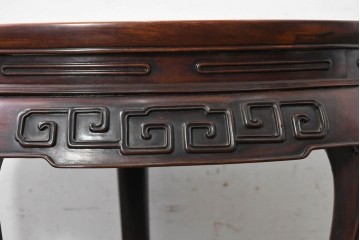 中国ヴィンテージ　1960年頃　花梨材　天板の木目と曲線的な意匠が目を引くサイドテーブル　(R-090740)
