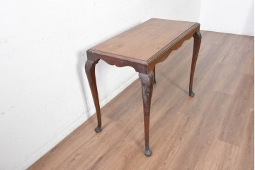 イギリスアンティーク　1940年頃　旧カナダ外務省備品　シェルモチーフの彫刻が上品なコンソールテーブル　(R-090742)