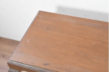 イギリスアンティーク　1940年頃　旧カナダ外務省備品　シェルモチーフの彫刻が上品なコンソールテーブル　(R-090742)