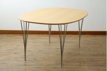 デンマークヴィンテージ　FRITZ HANSEN(フリッツハンセン)　数学的曲線が美しいスーパー楕円テーブル　現行定価約38万円　(R-090755)