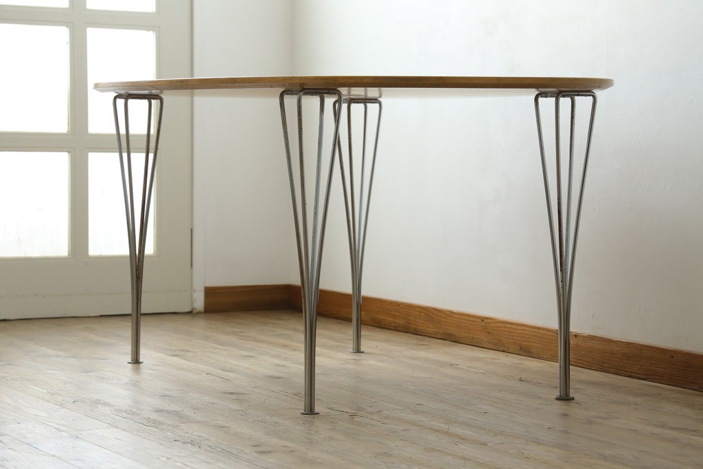 デンマークヴィンテージ　FRITZ HANSEN(フリッツハンセン)　数学的曲線が美しいスーパー楕円テーブル　現行定価約38万円　(R-090755)