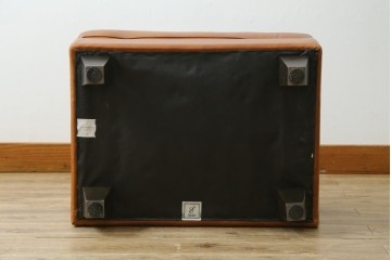 中古　美品　希少な廃番品　IDEE(イデー)　RIRA OTTOMAN(リラ オットマン)　本革　シンプルで取り入れやすいオットマン　(R-090761)