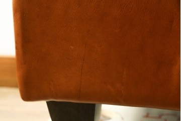 中古　美品　希少な廃番品　IDEE(イデー)　RIRA OTTOMAN(リラ オットマン)　本革　シンプルで取り入れやすいオットマン　(R-090761)
