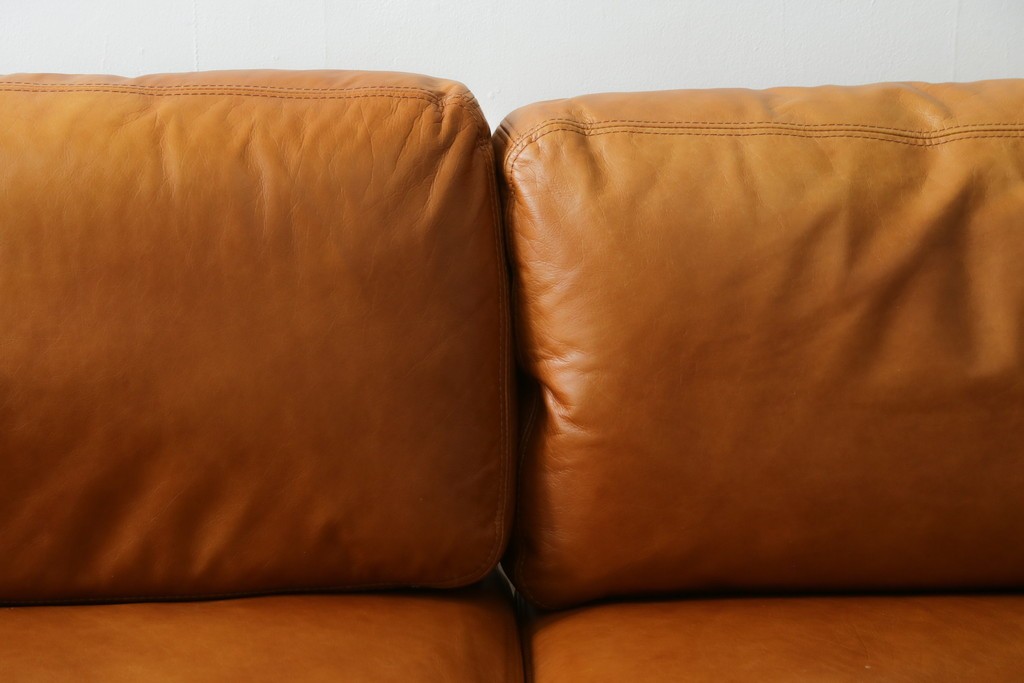 中古　美品　IDEE(イデー)　DIMANCHE SOFA(ディモンシュ ソファ)　ブラウンレザーとオーク材の組み合わせが上品な3人掛けソファ　(R-090762)