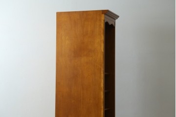 中古　美品　希少サイズ　特注品!!　横浜クラシック家具ダニエル(Daniel)　高さ約2mの縦型シェルフ　(R-090764)