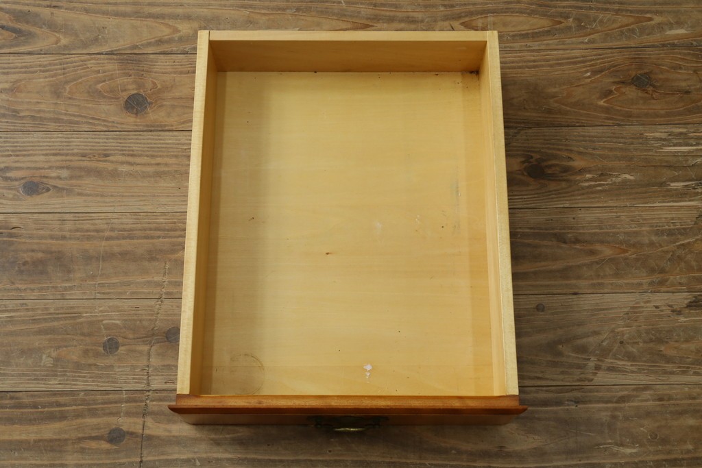 中古　美品　希少サイズ　特注品!!　横浜クラシック家具ダニエル(Daniel)　高さ約2mの縦型シェルフ　(R-090764)