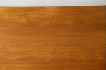 中古　美品　横浜クラシック家具ダニエル(Daniel)　優雅な曲線と挽物脚がクラシカルなダイニングテーブル　(R-090765)