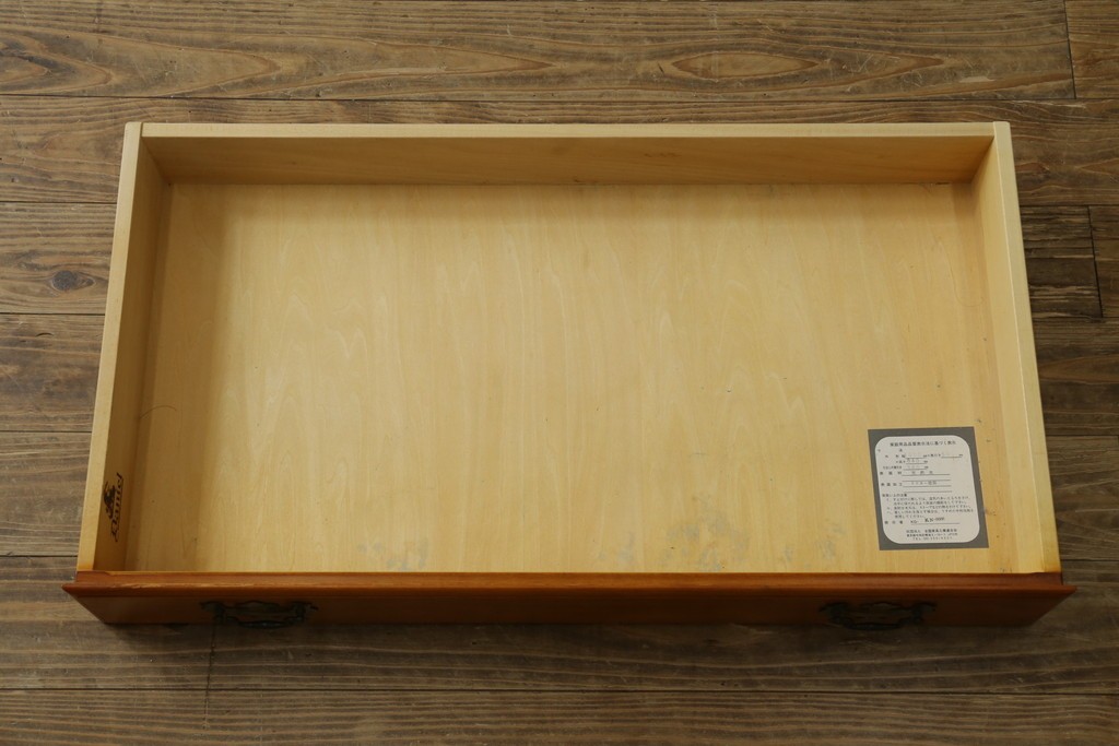 中古　横浜クラシック家具ダニエル(Daniel)　アーリーアメリカン　A-206　ガラス扉付きの上品なサイドボード　定価約64万円　(R-090767)