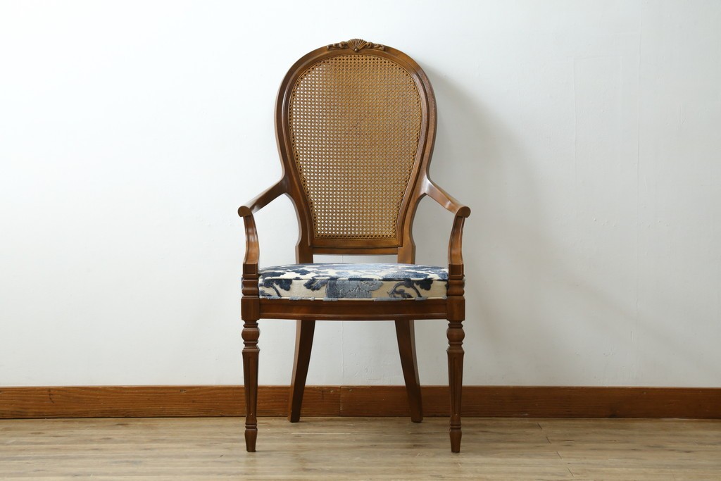 中古　美品!!　DREXEL HERITAGE(ドレクセルヘリテイジ)　Cameo Classics(キャメオクラシックス)　マホガニー材　ラタン編みと花柄ファブリックが上品なアームチェア　定価約35万円　(R-090773)
