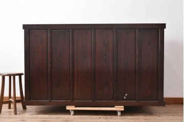 中古　国産職人手作り　栗材　水屋箪笥上段　縦格子戸が上品なサイドボード　(R-090784)