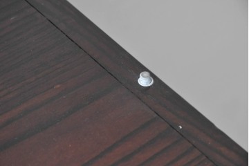 中古　国産職人手作り　栗材　水屋箪笥下段　4杯の引き出しと格子戸を備えた上品なサイドボード　(R-090785)