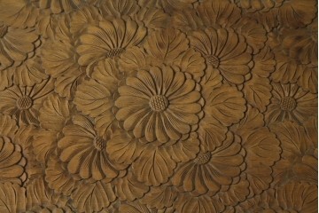 和製ヴィンテージ　日光彫り　花詰図の彫刻に目を奪われる花台　(R-090796)