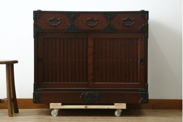 《天板取り付け加工費込み》　中古　美品　岩谷堂箪笥　表情豊かな木目と縦桟の意匠を楽しめるキャビネット　(R-090797)