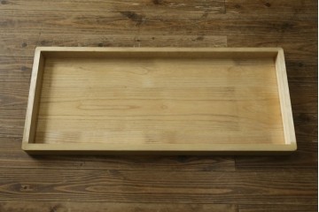 中古　高級品　国産職人手作り工芸家具　光尚　並厚　牡丹を大胆に彫り表した総桐箪笥　(R-090800)