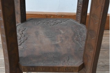 中古　美品　伝統工芸　軽井沢彫　桜の立体的な木彫が美しい花台　(R-090804)