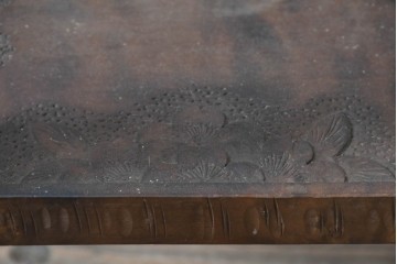 中古　美品　伝統工芸　軽井沢彫　桜の立体的な木彫が美しい花台　(R-090804)