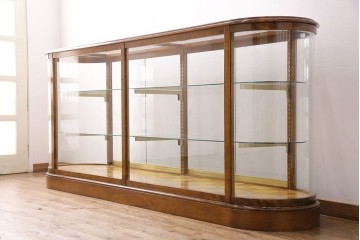 中古　特大　最高級品　曲面ガラス　パーケットが魅力的なオーバルデザインのガラスケース　(R-090807)