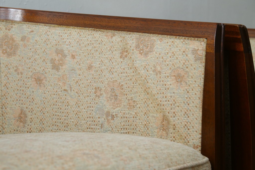 中古　DREXEL HERITAGE(ドレクセルヘリテイジ)　落ち着きのあるデザインが上品なラウンジチェア　定価約40万円　(R-090808)