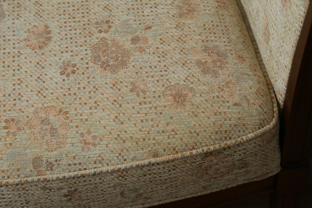 中古　DREXEL HERITAGE(ドレクセルヘリテイジ)　落ち着きのあるデザインが上品なラウンジチェア　定価約40万円　(R-090808)