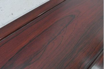 和製ヴィンテージ　昭和中期　紫檀(シタン)材　獅子と牡丹の彫刻が目を引く茶棚　(R-090812)