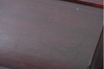 和製ヴィンテージ　昭和中期　紫檀(シタン)材　獅子と牡丹の彫刻が目を引く茶棚　(R-090812)