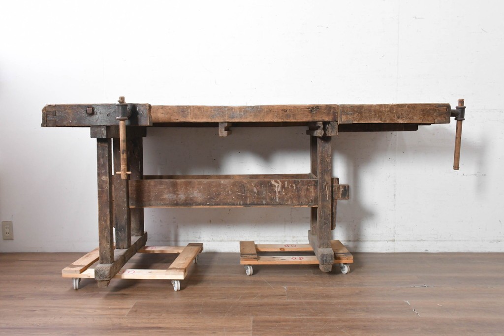 【簡易リペア限定品】　イギリスアンティーク　1920年から1950年頃　家具工房で使われていた重厚な佇まいのワークベンチ　(R-090816)
