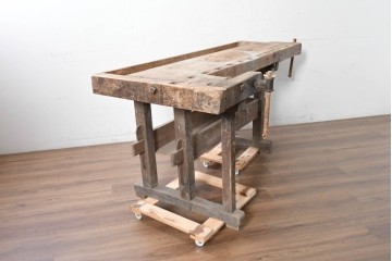 【簡易リペア限定品】　イギリスアンティーク　1920年から1950年頃　家具工房で使われていた重厚な佇まいのワークベンチ　(R-090816)