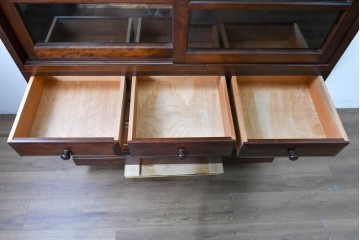 中古　美品　松本民芸家具　シンプルながら格調高い気品が漂うK-3型食器棚　定価約88万円　(R-090818)