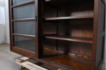 《台輪取り付け加工費込み》　中古　美品　松本民芸家具　端正な引き戸が品よく映える収納棚　(R-090819)