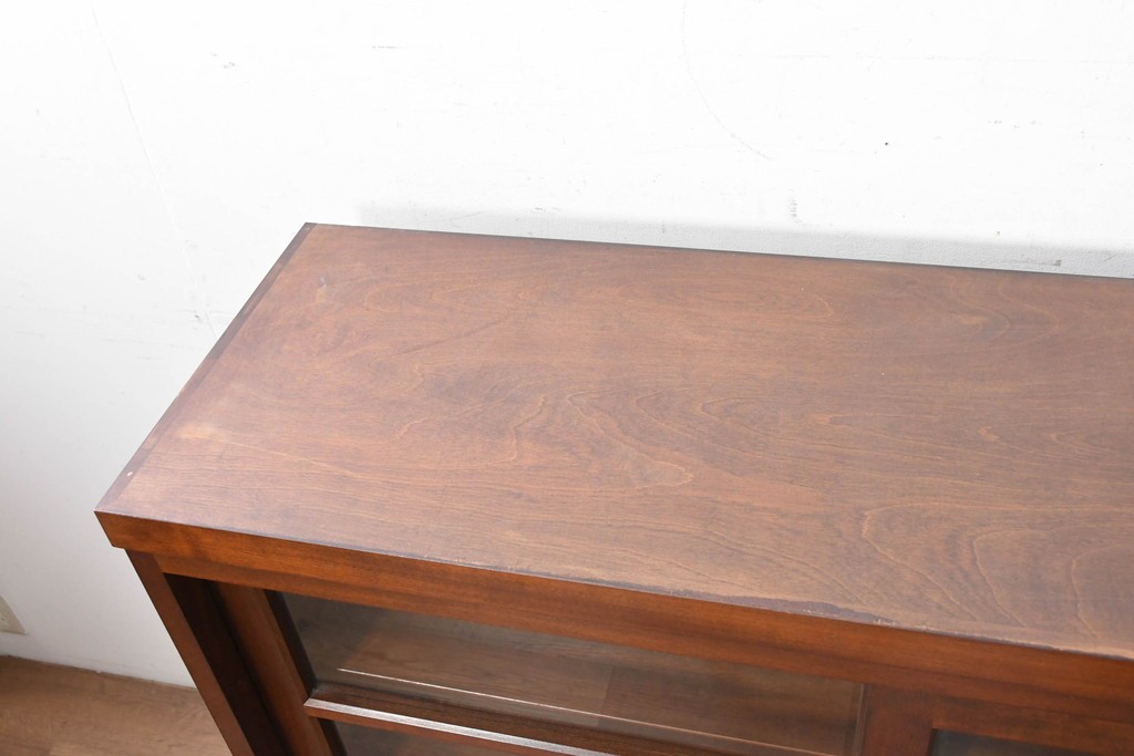 《台輪取り付け加工費込み》　中古　美品　松本民芸家具　端正な引き戸が品よく映える収納棚　(R-090819)