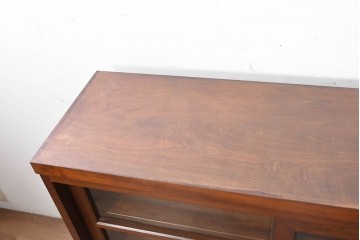 《台輪取り付け加工費込み》　中古　美品　松本民芸家具　端正な引き戸が品よく映える収納棚　(R-090819)