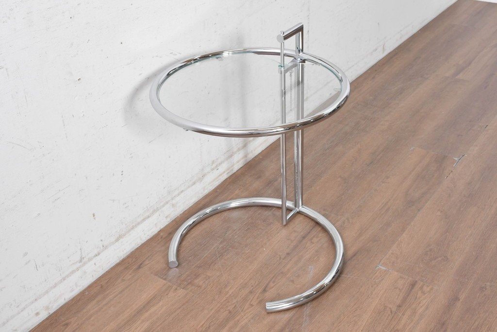 中古　Cassina ixc.(カッシーナイクスシー)取り扱い　ClassiCon(クラシコン)　Eileen Gray(アイリーン・グレイ)　ADJUSTABLE TABLE(アジャスタブルテーブル)　E1027　サイドテーブル　定価約24万円　(R-090823)