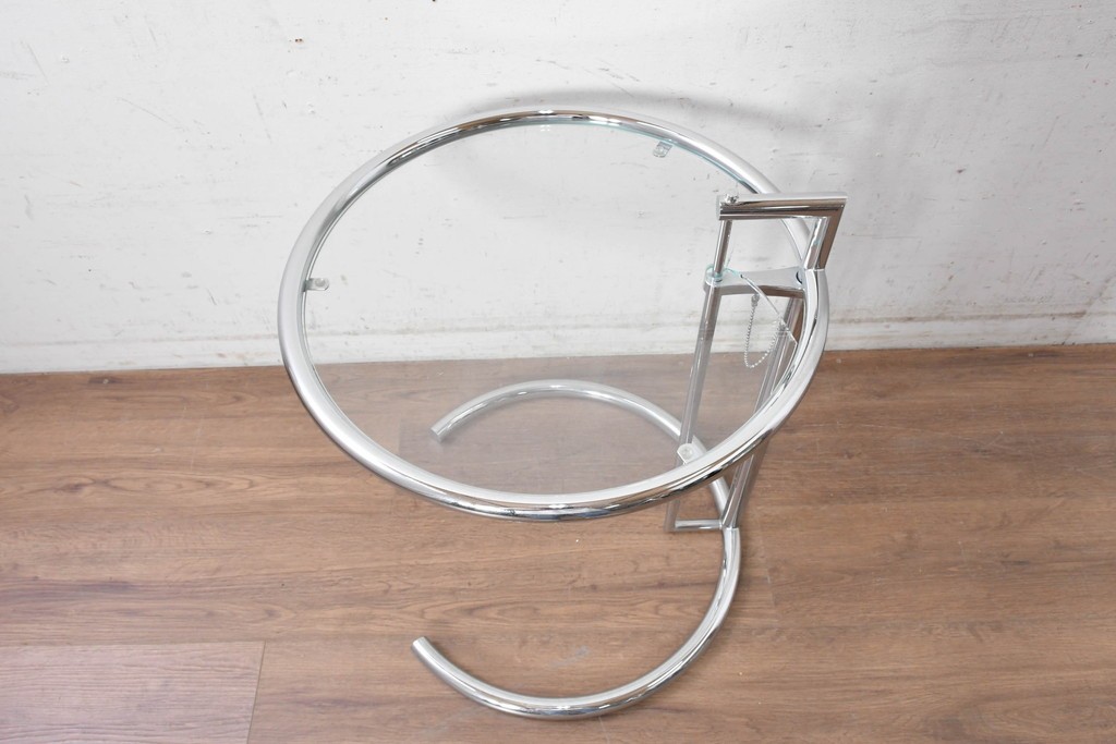 中古　Cassina ixc.(カッシーナイクスシー)取り扱い　ClassiCon(クラシコン)　Eileen Gray(アイリーン・グレイ)　ADJUSTABLE TABLE(アジャスタブルテーブル)　E1027　サイドテーブル　定価約24万円　(R-090823)