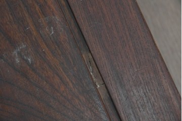 和製アンティーク　昭和初期　総欅(ケヤキ)材　波打つ脚がアクセントを添える小振りな座卓　(R-090824)
