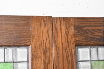 中古　特注品　職人手作り品　タモ材　色彩豊かな植物を描いたステンドグラス入り両開きドア1対(2枚)セット　※ステンド部分に割れあり　(R-090829)