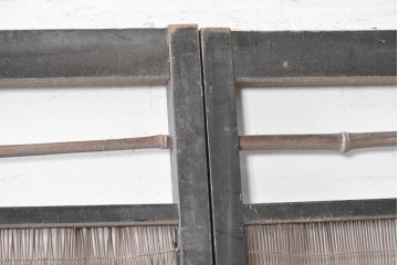 アンティーク建具　昭和初期　竹の横材と帯の透かし彫りを楽しむ夏戸2枚セット　(R-090831)