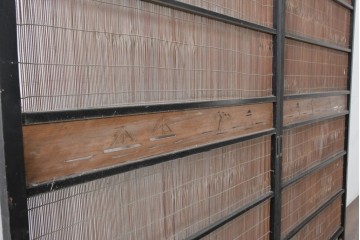 アンティーク建具　昭和初期　竹の横材と帯の透かし彫りを楽しむ夏戸2枚セット　(R-090831)