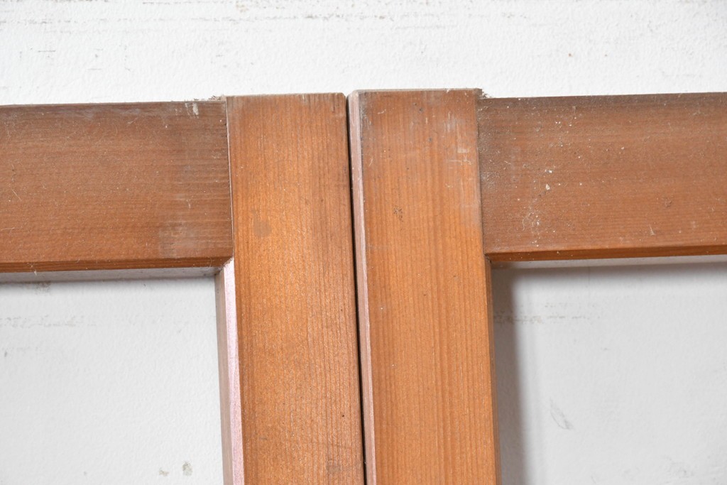 ヴィンテージ建具　昭和中期から昭和後期　格子と竹の組み合わせが美しい数寄屋の荒格子戸2枚セット　(R-090832)