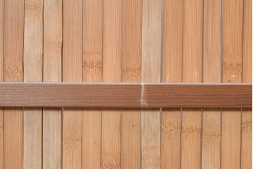 ヴィンテージ建具　昭和中期から昭和後期　格子と竹の組み合わせが美しい数寄屋の荒格子戸2枚セット　(R-090832)