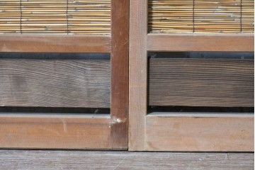 ヴィンテージ建具　昭和中期　素朴な風合いが魅力の夏戸2枚セット　(R-090835)
