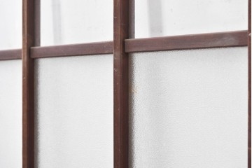 アンティーク建具　昭和期　格子ガラスがレトロな雰囲気を醸す木製ドア1枚　(R-090836)
