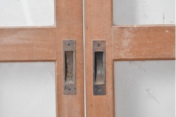 ヴィンテージ建具　昭和後期　大きなガラス面と格子意匠が印象的な幅狭のガラス戸4枚セット　(R-090838)