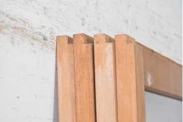 ヴィンテージ建具　昭和後期　大きなガラス面と格子意匠が印象的な幅狭のガラス戸4枚セット　(R-090838)