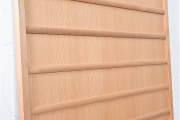 ヴィンテージ建具　昭和後期　均一に並んだ木目が美しい無双付き舞良戸1枚　(R-090840)