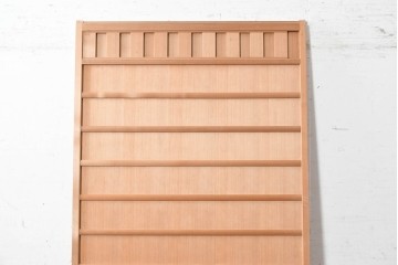 ヴィンテージ建具　昭和後期　均一に並んだ木目が美しい無双付き舞良戸1枚　(R-090840)