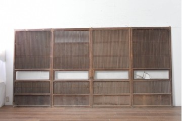 アンティーク建具　昭和初期　裏障子付き　細かな縦格子と横長のガラスが調和した格子戸4枚セット　(R-090841)