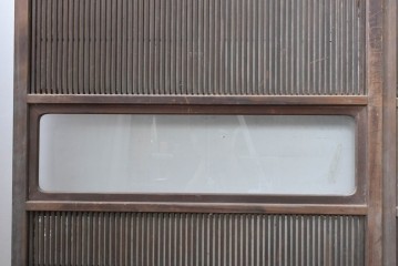 アンティーク建具　昭和初期　裏障子付き　細かな縦格子と横長のガラスが調和した格子戸4枚セット　(R-090841)