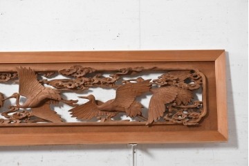 ヴィンテージ建具　昭和後期　鶴と雲を繊細に彫り込んだ躍動感あふれる彫刻欄間2枚セット　(R-090842)